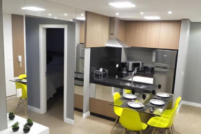 2 Quartos no Batel Soho, condo Clube Sky C Vaga by UROOMS